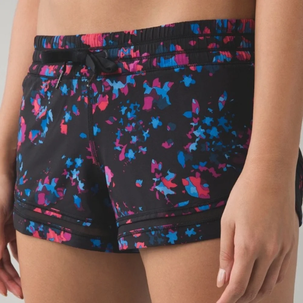Lululemon Make A Move Short
Dandy Digie Multi Size 4 - Picture 1 of 7